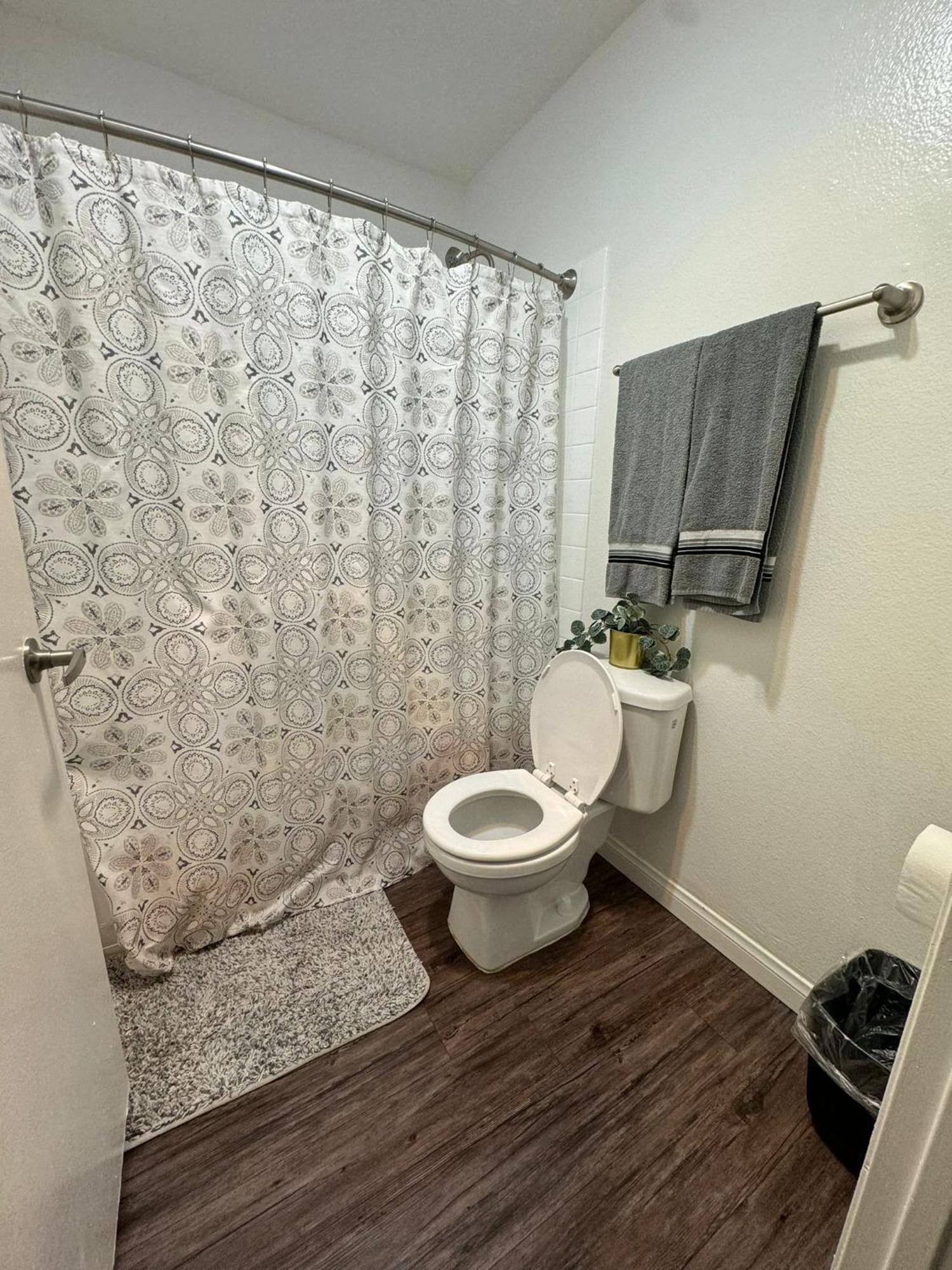 Appartement Incredible Two Bedroom Hollywood Free Parking
