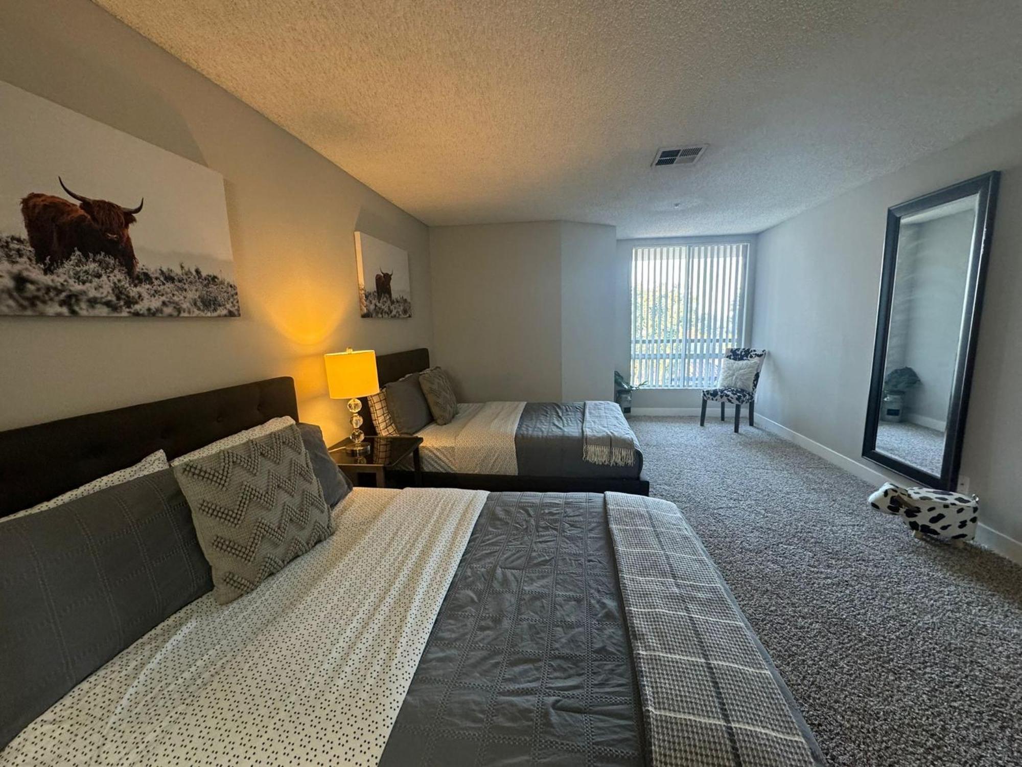 Appartement Incredible Two Bedroom Hollywood Free Parking